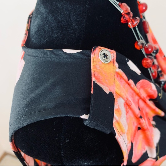 Floral Plus Size Sleeveless Dress - Picture 9 of 16